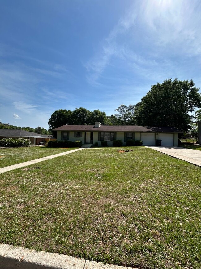 Primary Photo - Spruce Street, Enterprise, AL