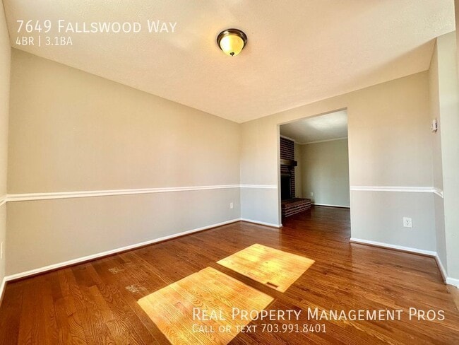 Building Photo - 7649 Fallswood Way
