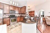 Building Photo - 512 Sunset View Terrace SE