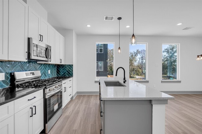 Building Photo - 5303 Kindred Gdn Ln