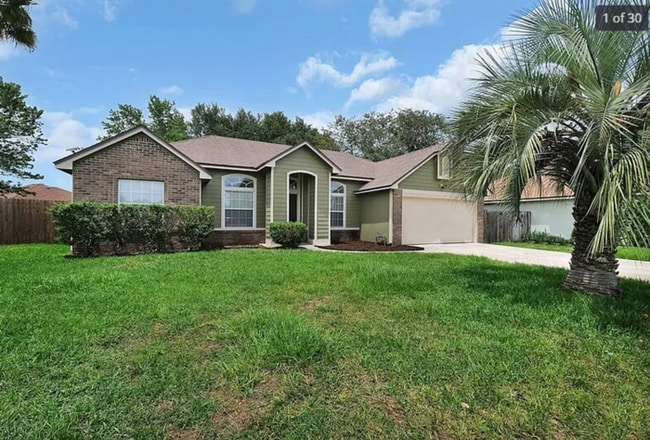 Primary Photo - 3 Bedroom 2 Bathroom home with Garage Near...