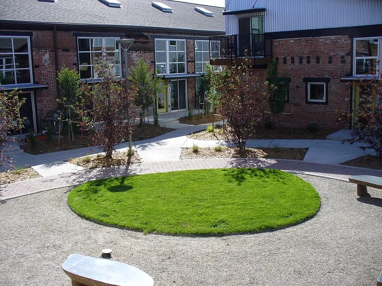 Building Photo - 3033 Blake St