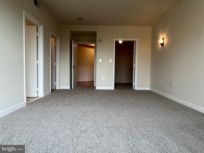 Building Photo - 485 Harbor Side St