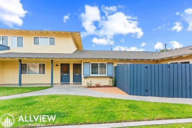 Building Photo - 7572 Amazon Dr