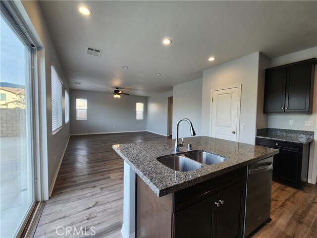 Building Photo - 6338 Creekstone Way