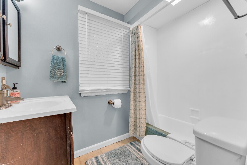 Building Photo - 1823 7th St