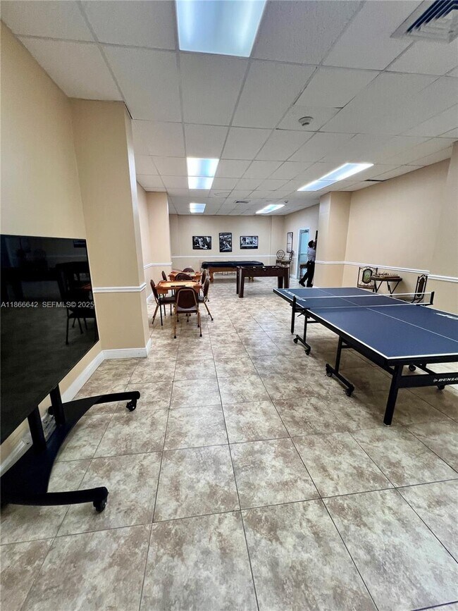 Building Photo - 7135 Collins Ave