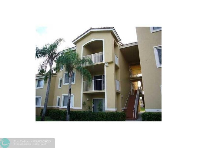 Building Photo - 2640 S University Dr