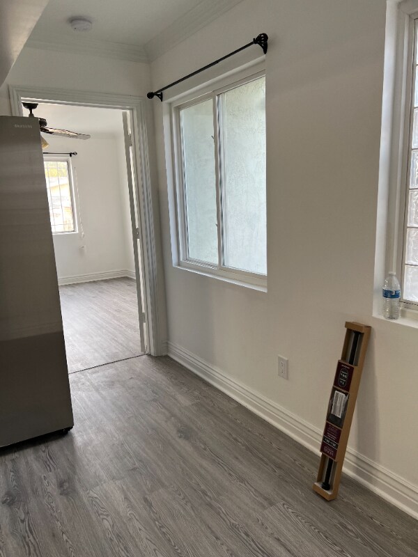 Building Photo - 6107 Romaine