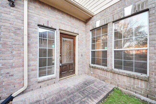 Building Photo - 21611 Shallow Glen Ln