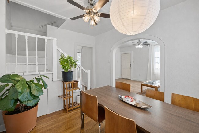 Building Photo - 1202 E 29th St