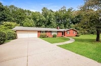 Building Photo - 208 N Milford Dr