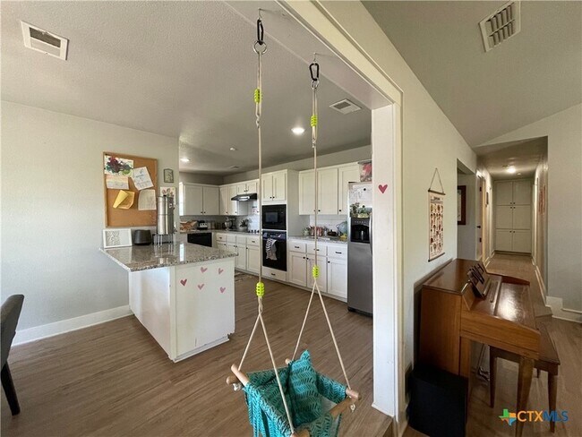 Building Photo - 6315 Beau Allen Ct