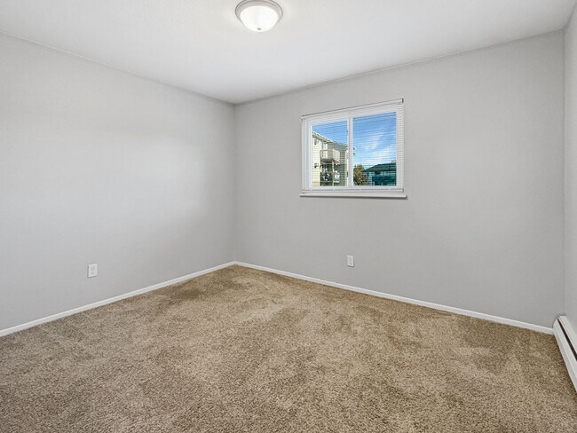 Building Photo - 1018 Abbey Ct