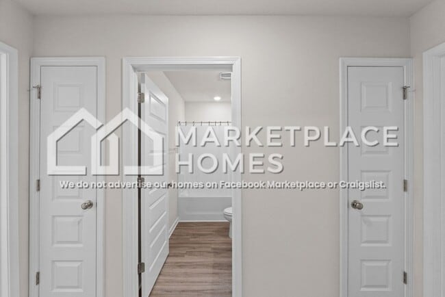 Building Photo - 7504 Delancey St