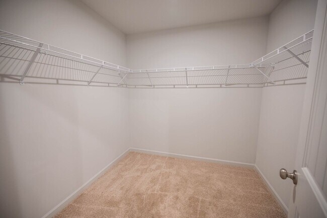 Building Photo - 321 Suhani Ln