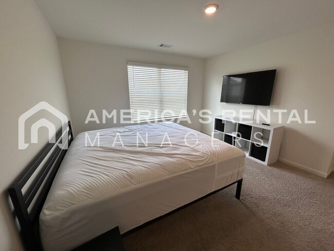 Building Photo - 7213 Wilburton Ln