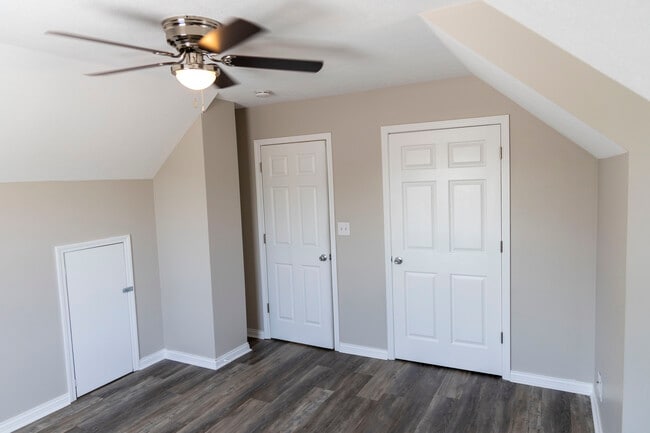 Building Photo - 10504 Pebblestone Cir