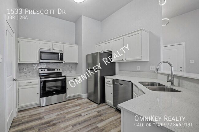 Building Photo - 1533 Prescott Dr