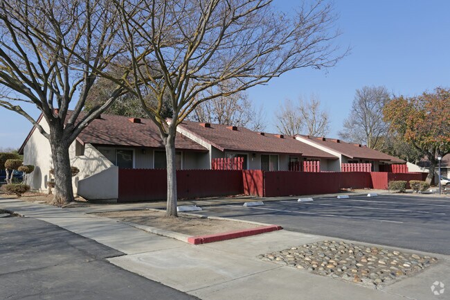 Building Photo - Macarthur Apartments