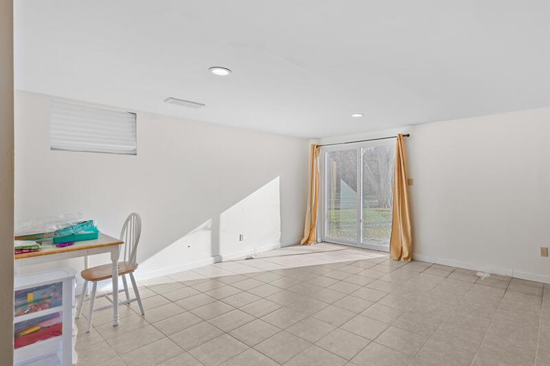 Building Photo - 12958 Ambois Dr