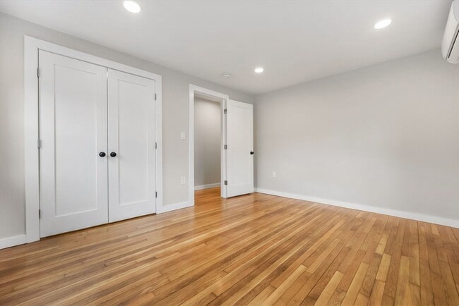 Building Photo - 17 Passway 3 St