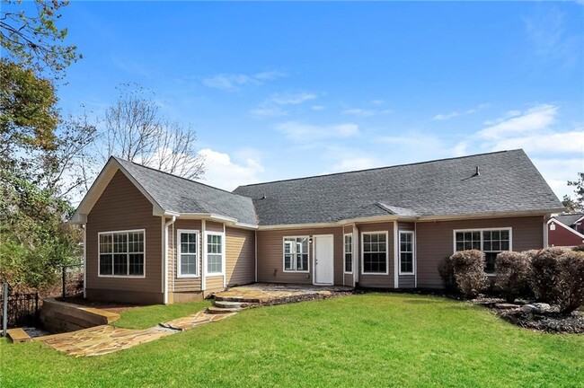 Building Photo - 4445 Greycliff Pointe