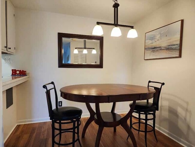 Building Photo - 435 Salt Marsh Cir