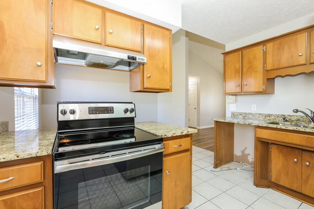 Building Photo - 420 Wildwood Dr