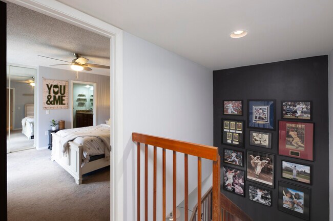 Building Photo - 2980 SW Sunset Trace Cir
