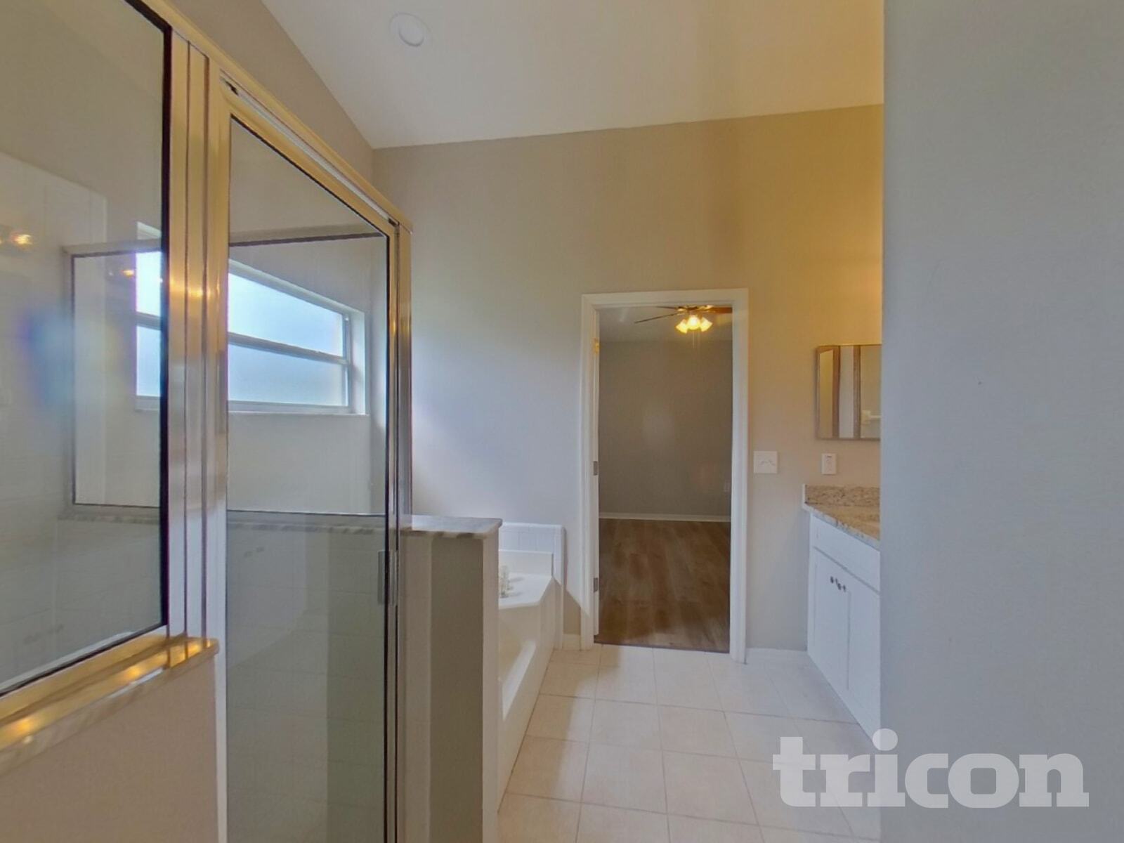 Building Photo - 2009 Kiwi Trail