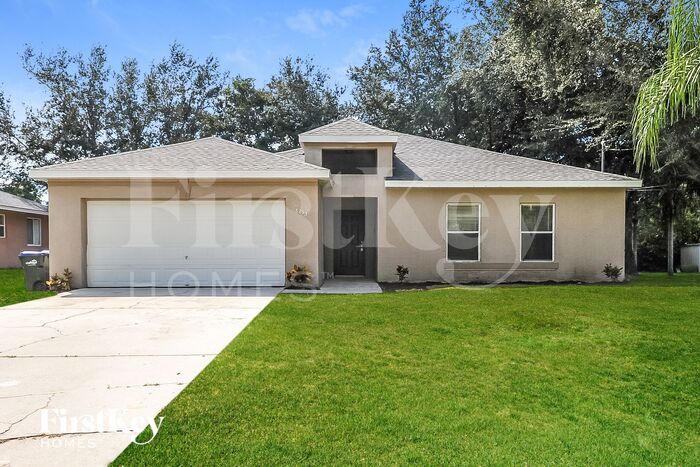 Primary Photo - 8213 Gancedo Ave