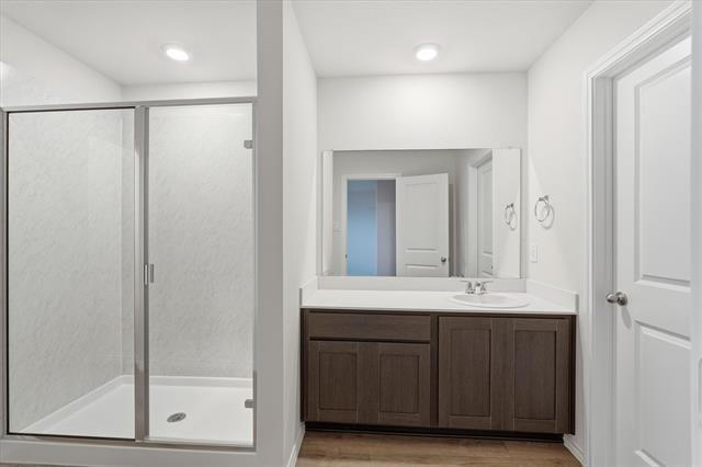 Building Photo - 215 Arbor Dr