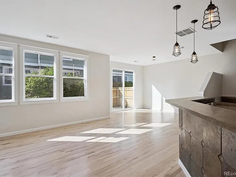 Building Photo - 8999 Apache Plume Dr