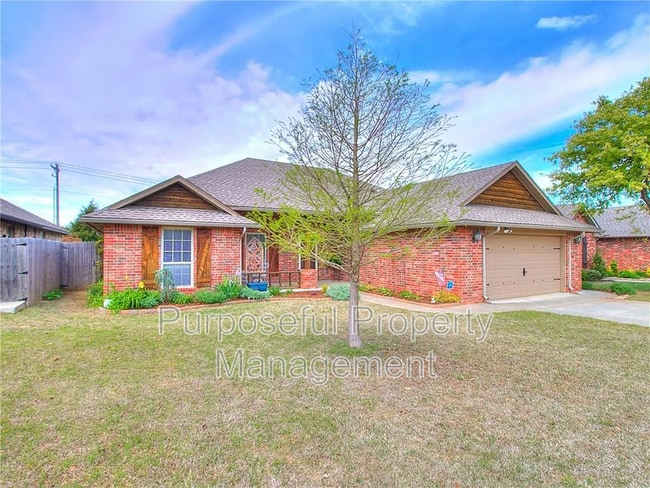 Building Photo - 2409 Austrian Pine Dr