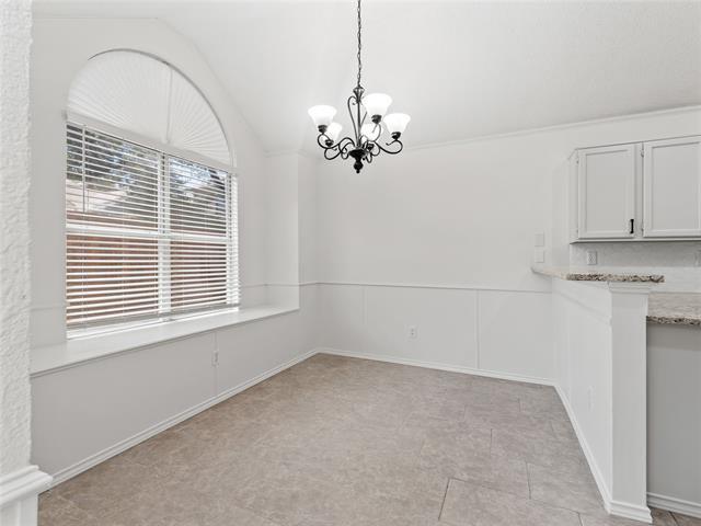 Building Photo - 2613 Maywood Ct