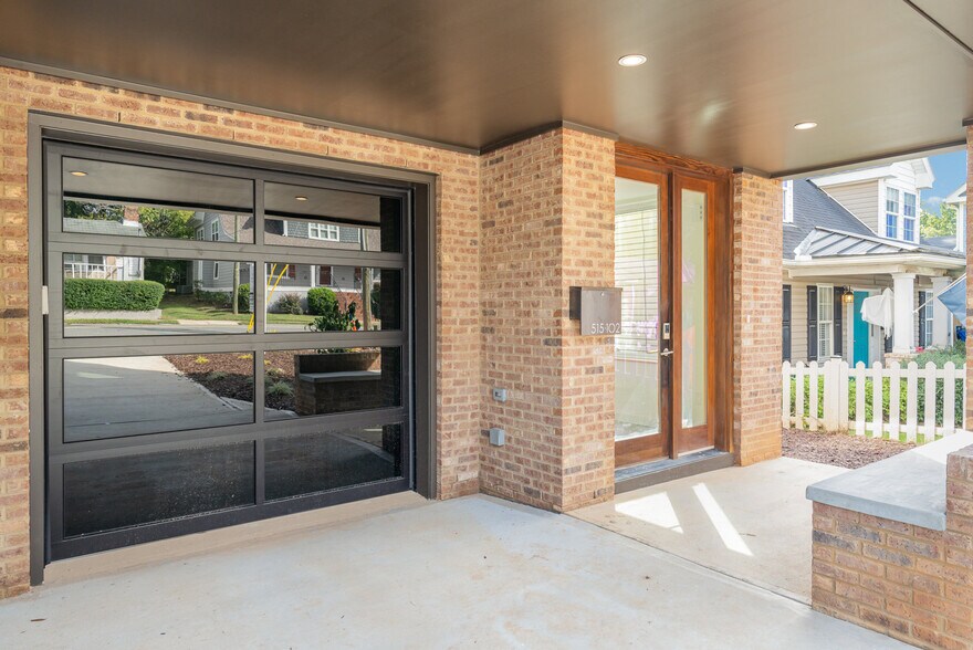 Building Photo - 515 W Lenoir St