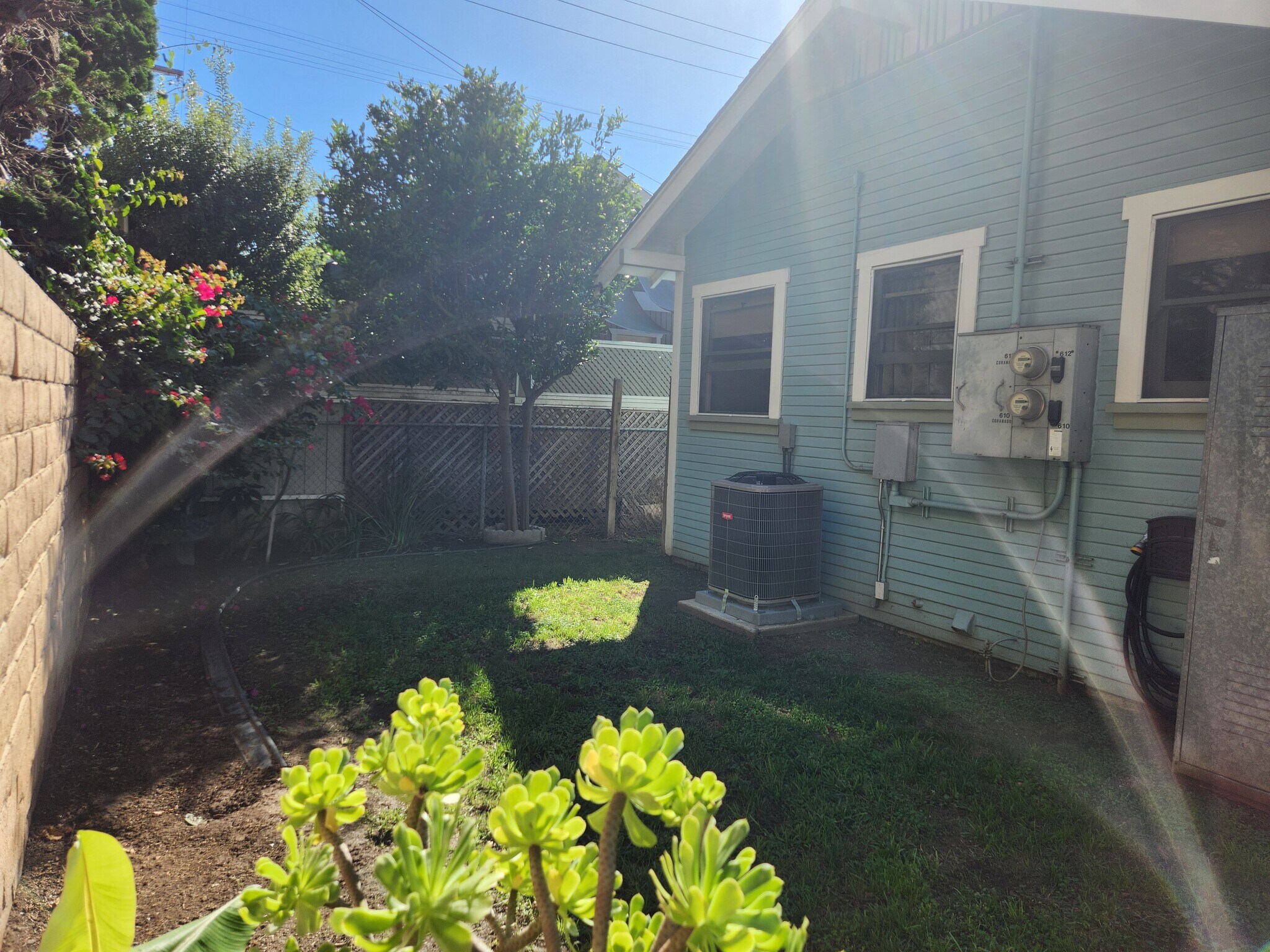 Building Photo - 612 Coronado Ave