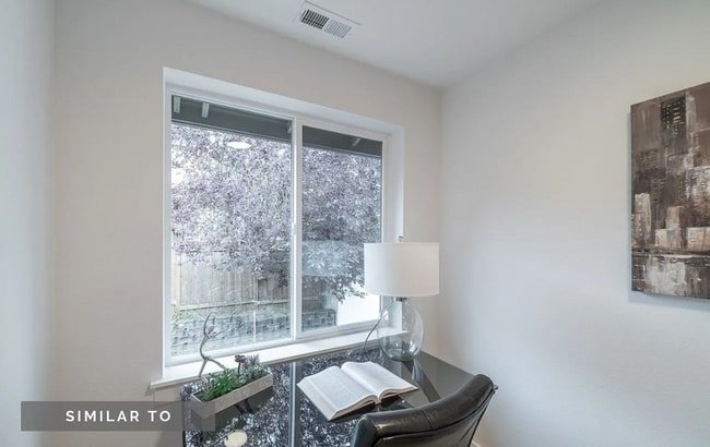 Building Photo - Newer South Salem Townhome - 2 Bedroom Plu...