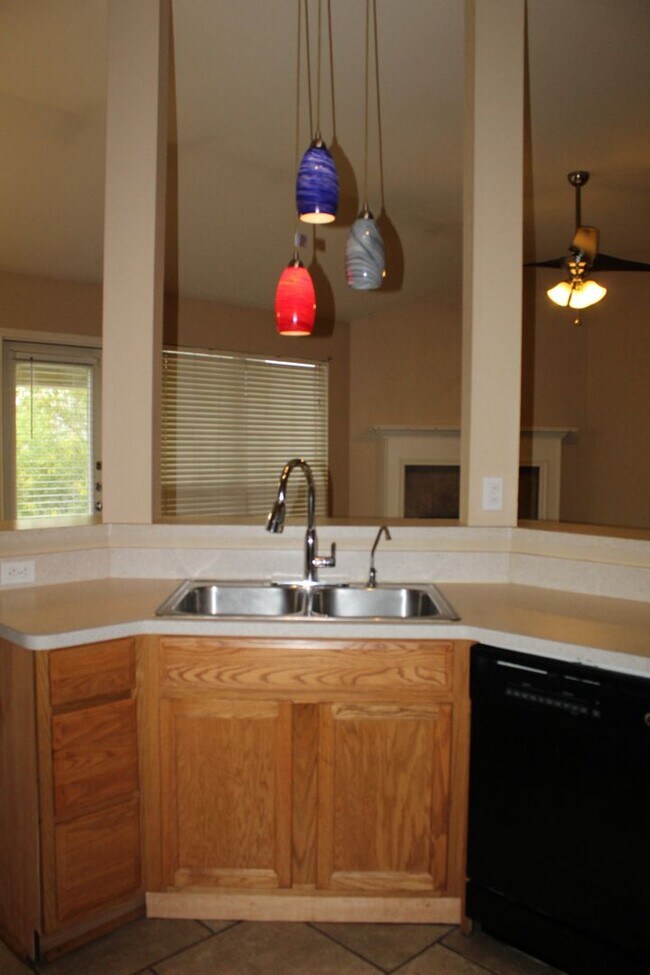 Building Photo - 3 BEDROOM, 2 BATH, BELTON ISD