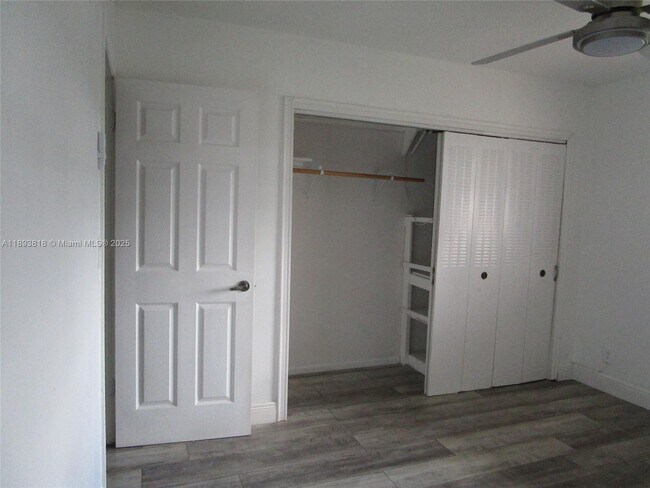 Building Photo - 8101 SW 24th Ct