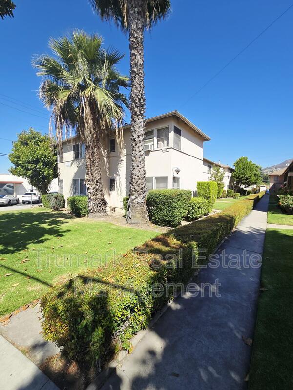 Building Photo - 919 N Glendale Ave