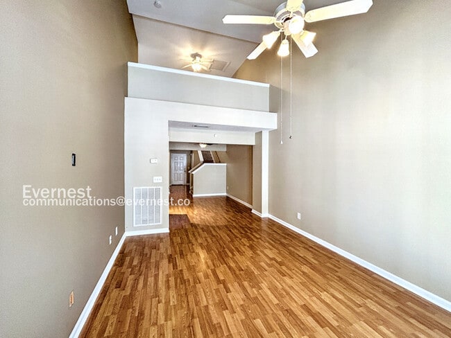 Building Photo - 102 Antler Ridge Cir