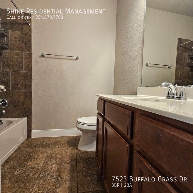 Building Photo - 7523 Buffalo Grass Dr