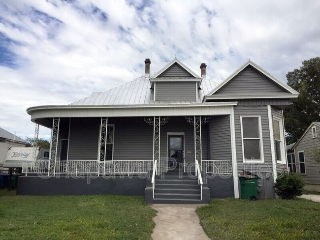 Primary Photo - 1018 N Olive St