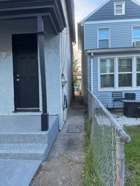 Building Photo - 409 Beech St