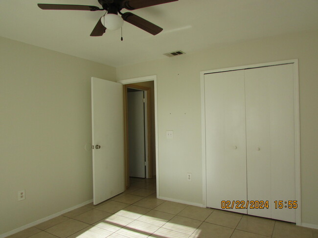 Building Photo - 4125 Pinewood Dr NE
