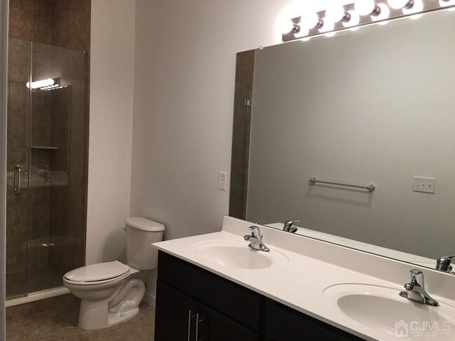 Building Photo - 446 Tower Blvd