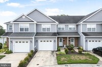 Building Photo - 1450 Hidden Meadow Ln