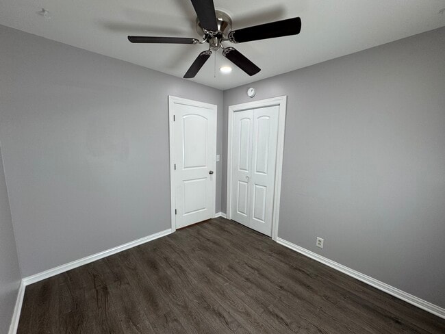 Building Photo - 2312 S Evan Park Dr